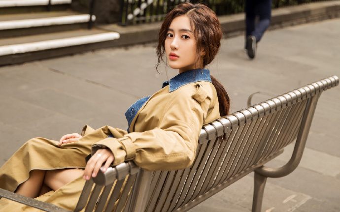 四川盆地等地有高温天气 菲律宾以东热带低压将趋向我国南海